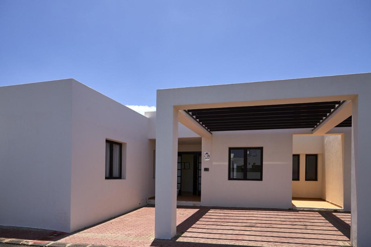 פלאיה בלנקה 205 - Casa Santuario By Villas Now Ltd מראה חיצוני תמונה